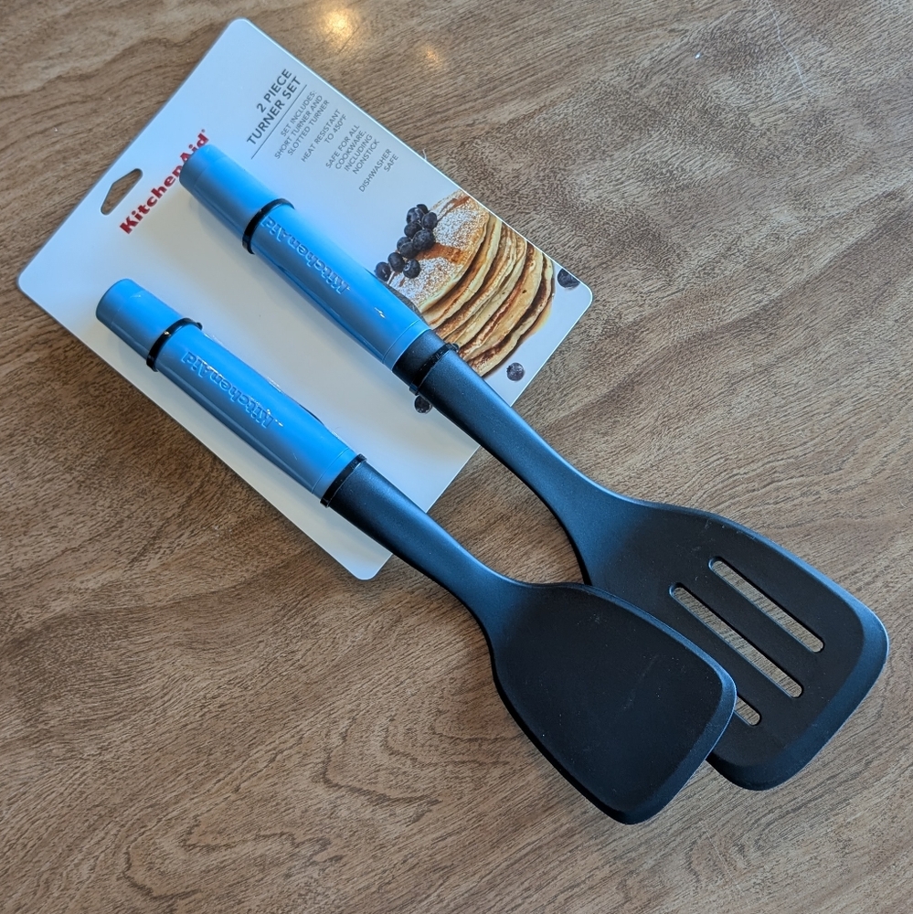 Corn Flower Blue KitchenAid Turner SE